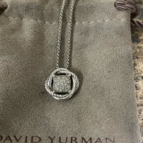 David Yurman Pave diamond Infinity necklace, Fitbit versa 2, jvc Gumy wireless! - Picture 3 of 10